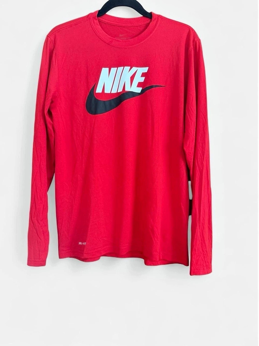 Nike Sportswear Icon Futura Long-Sleeve T-Shirt Red